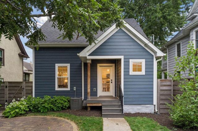 1407 Monroe St NE, Minneapolis, MN 55413