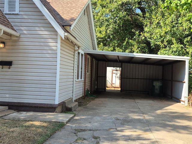 1721 NE 15th Street, Oklahoma City, OK 73117
