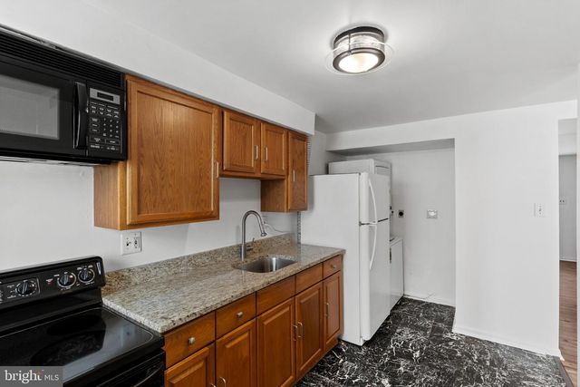 1225 E CHASE ST, Baltimore, MD 21202