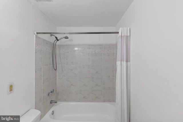 1225 E CHASE ST, Baltimore, MD 21202