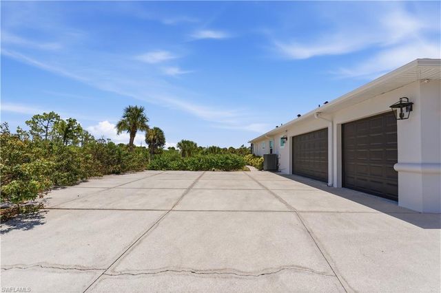 1165 Boundary BLVD, Rotonda West, FL 33947