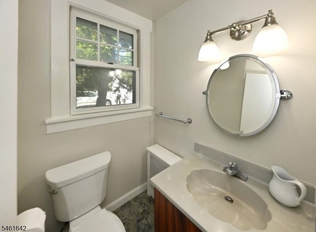 195 Hamilton Ave, Glen Rock Boro, NJ 07452