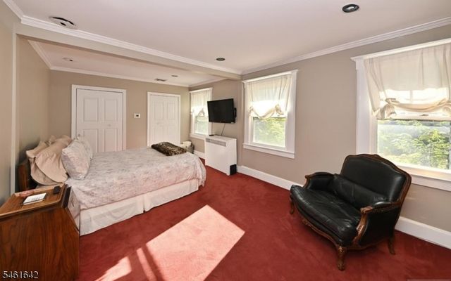 195 Hamilton Ave, Glen Rock Boro, NJ 07452