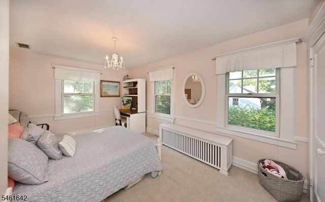 195 Hamilton Ave, Glen Rock Boro, NJ 07452