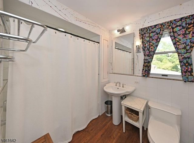195 Hamilton Ave, Glen Rock Boro, NJ 07452