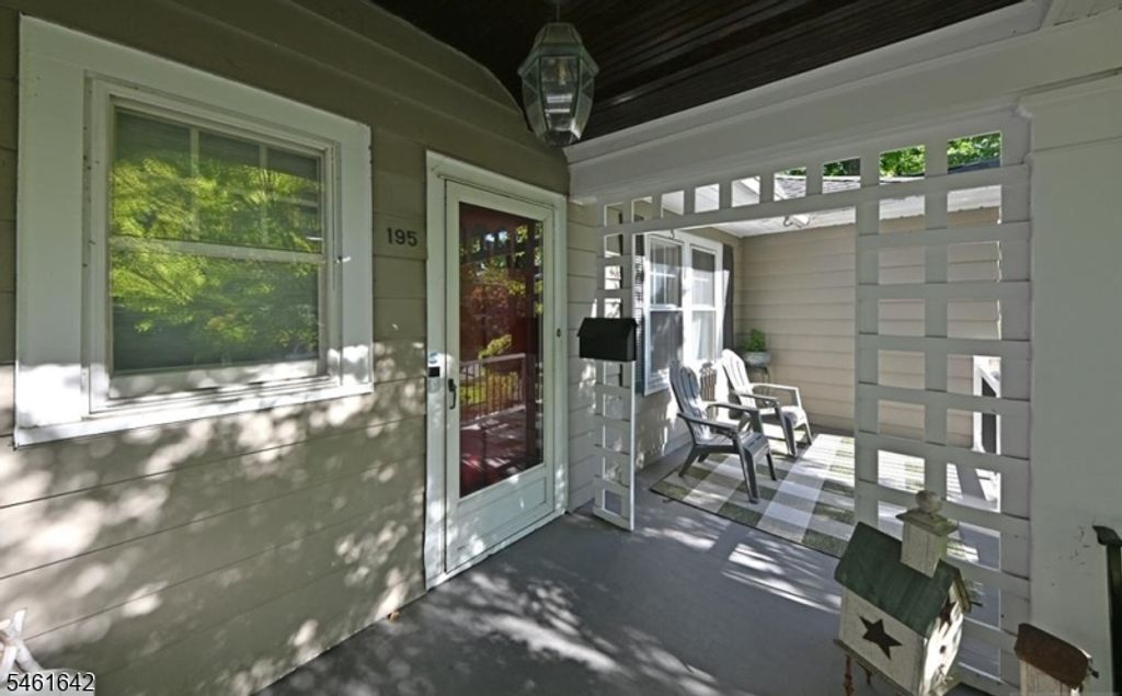 195 Hamilton Ave, Glen Rock Boro, NJ 07452 — photo 3