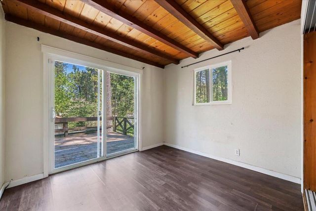 22928 Laurel Lane, Crestline, CA 92325