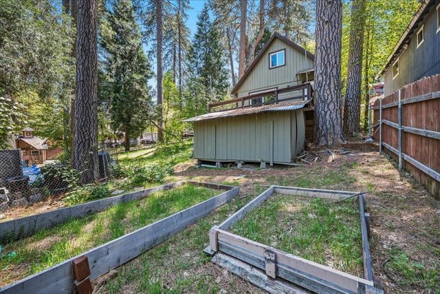 22928 Laurel Lane, Crestline, CA 92325