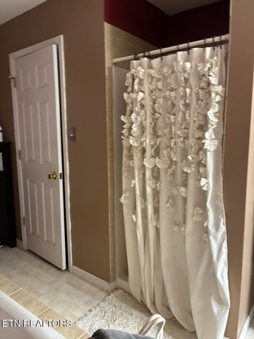 540 Monday Rd, Corryton, TN 37721