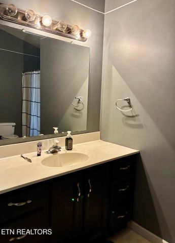 540 Monday Rd, Corryton, TN 37721