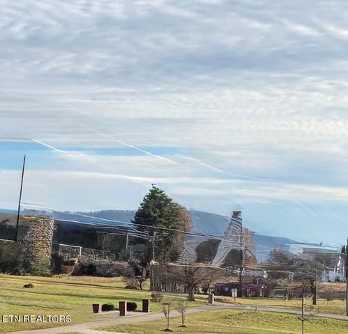 540 Monday Rd, Corryton, TN 37721