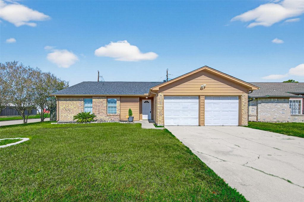 17726 Wild Willow Lane, Houston, TX 77084