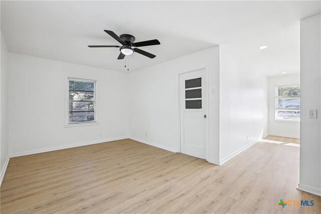 1106 S 15th Street, Copperas Cove, TX 76522