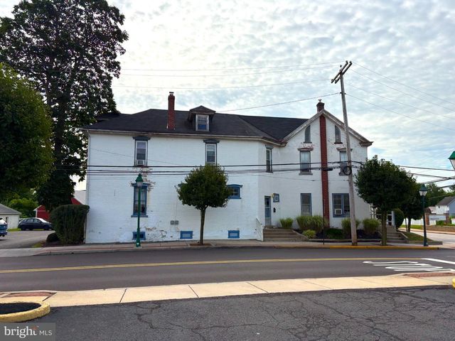 105 S MAIN, Hatfield, PA 19440