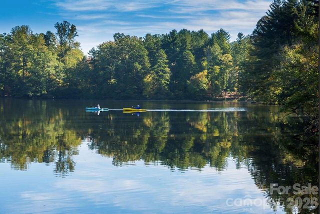 33 Gray Duster Circle, Biltmore Lake, NC 28715