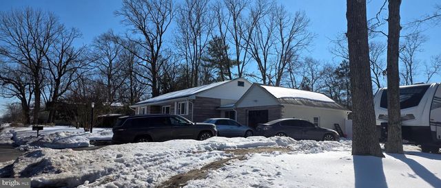 1819 COUNTY HOUSE RD, Woodbury, NJ 08096