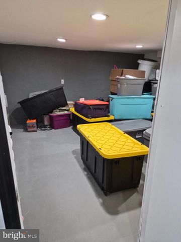 1819 COUNTY HOUSE RD, Woodbury, NJ 08096