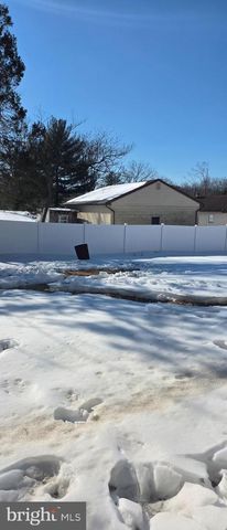 1819 COUNTY HOUSE RD, Woodbury, NJ 08096