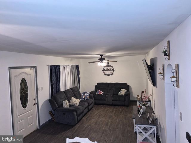 1819 COUNTY HOUSE RD, Woodbury, NJ 08096