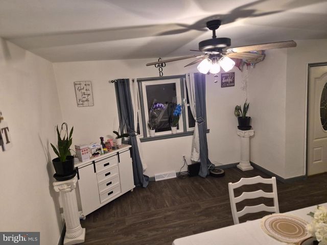 1819 COUNTY HOUSE RD, Woodbury, NJ 08096