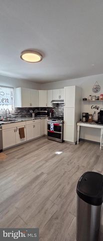 1819 COUNTY HOUSE RD, Woodbury, NJ 08096