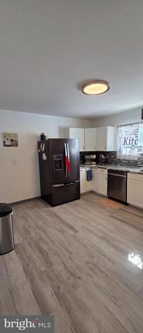 1819 COUNTY HOUSE RD, Woodbury, NJ 08096