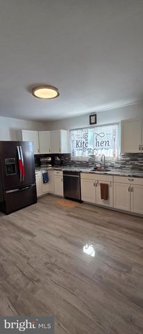 1819 COUNTY HOUSE RD, Woodbury, NJ 08096