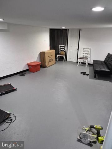 1819 COUNTY HOUSE RD, Woodbury, NJ 08096