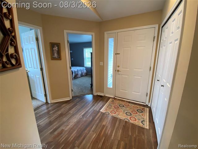 3373 Herrington Drive, Holly, MI 48442