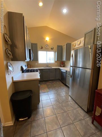 3373 Herrington Drive, Holly, MI 48442