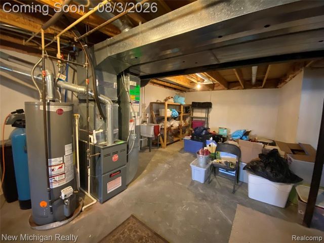 3373 Herrington Drive, Holly, MI 48442