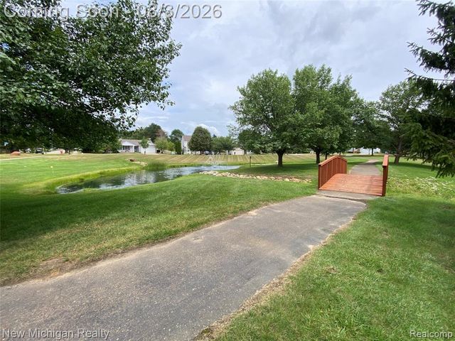 3373 Herrington Drive, Holly, MI 48442