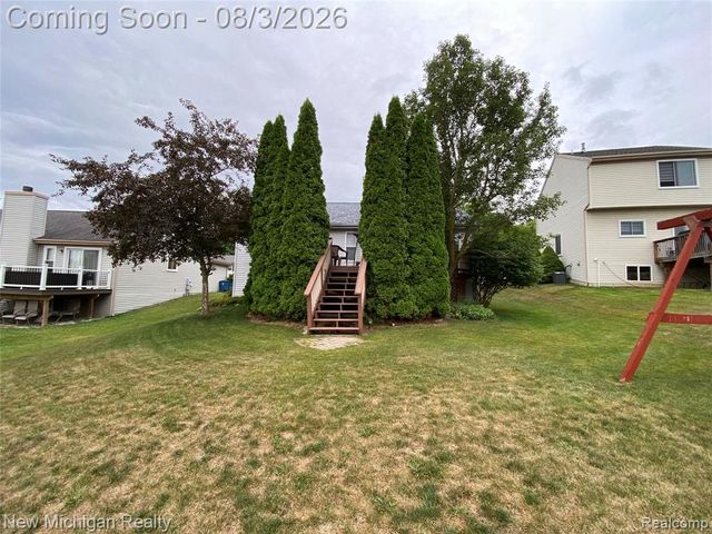 3373 Herrington Drive, Holly, MI 48442