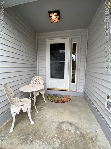 3373 Herrington Drive, Holly, MI 48442