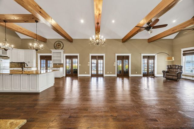 1527 Quail Trail, Manning, SC 29102