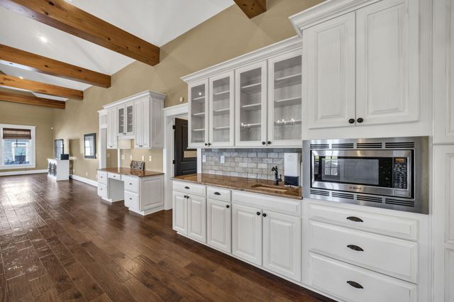 1527 Quail Trail, Manning, SC 29102