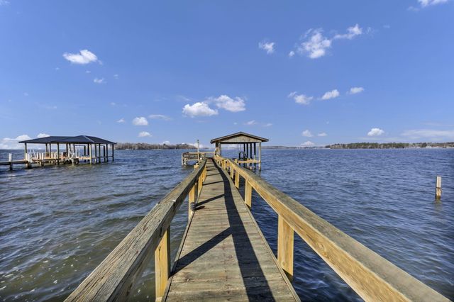 1527 Quail Trail, Manning, SC 29102