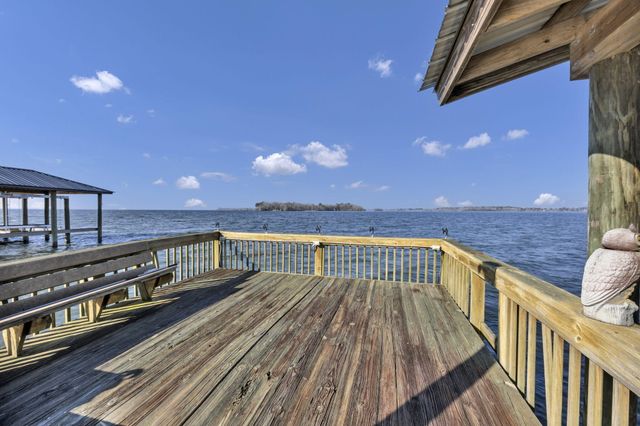 1527 Quail Trail, Manning, SC 29102