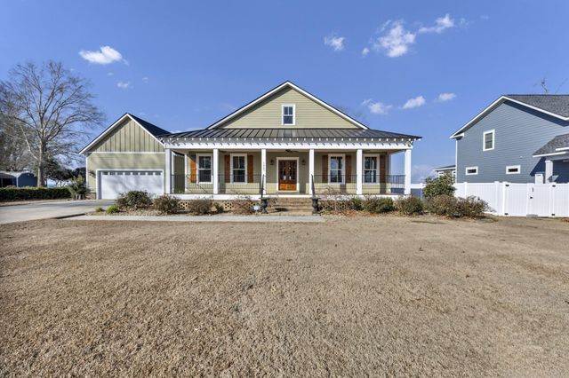 1527 Quail Trail, Manning, SC 29102