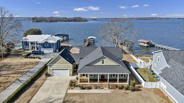 1527 Quail Trail, Manning, SC 29102