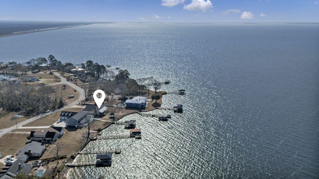 1527 Quail Trail, Manning, SC 29102