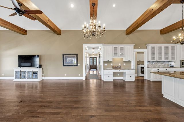 1527 Quail Trail, Manning, SC 29102