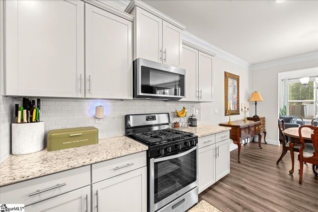 424 Raleighwood Lane, Simpsonville, SC 29681