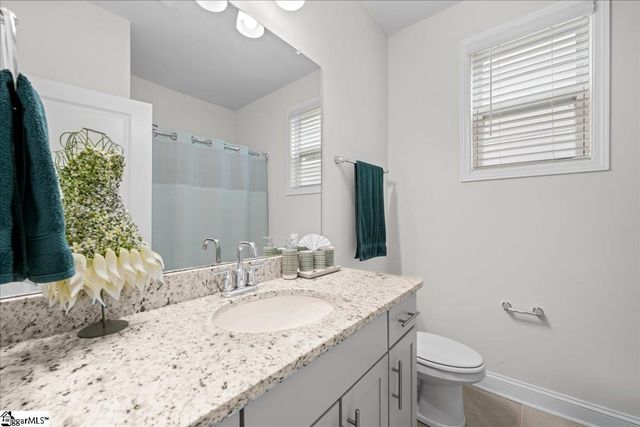 424 Raleighwood Lane, Simpsonville, SC 29681