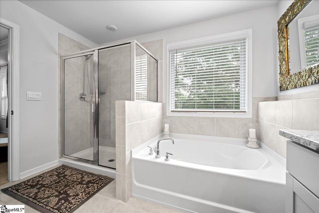 424 Raleighwood Lane, Simpsonville, SC 29681