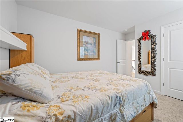 424 Raleighwood Lane, Simpsonville, SC 29681