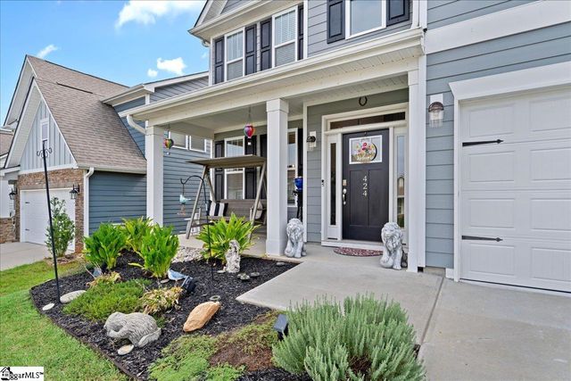 424 Raleighwood Lane, Simpsonville, SC 29681