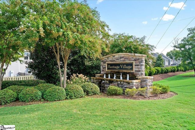 424 Raleighwood Lane, Simpsonville, SC 29681