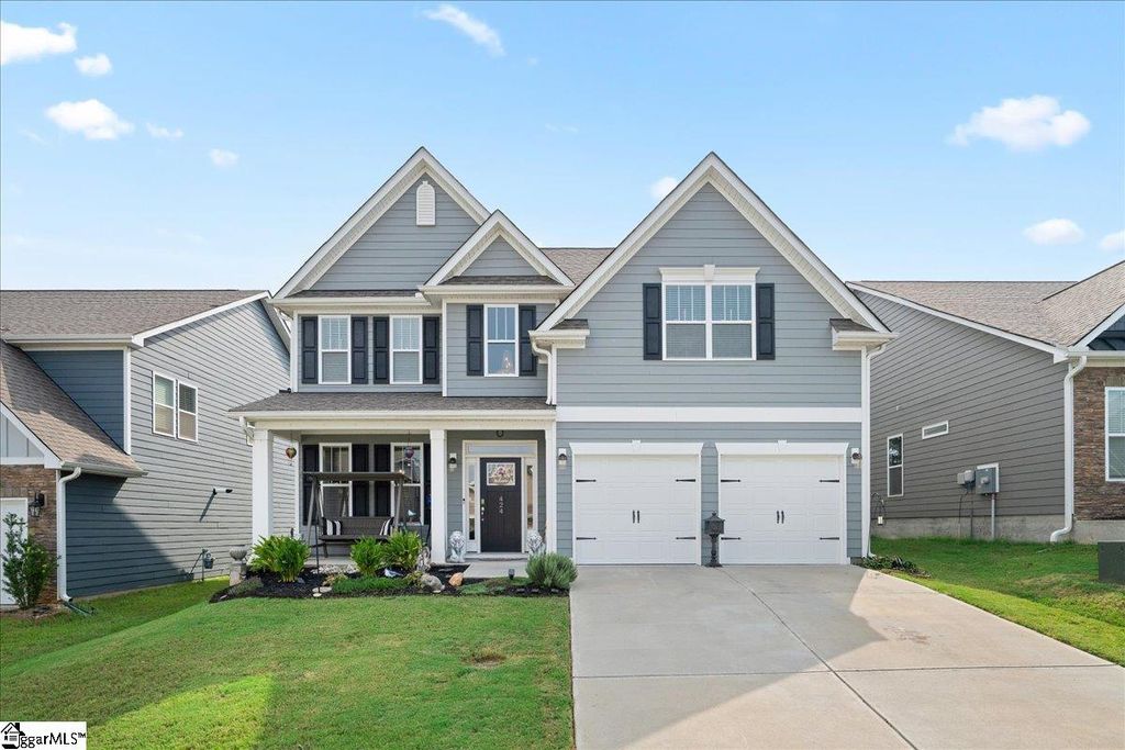 424 Raleighwood Lane, Simpsonville, SC 29681