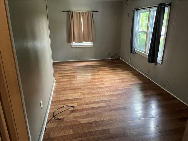 341 W 4th Street, Wellsville, KS 66092